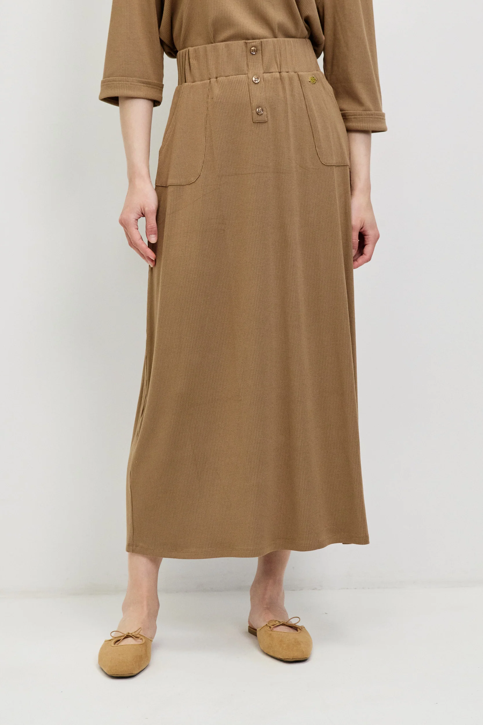 חצאית ריב בייסיק BEIGE - Image 3