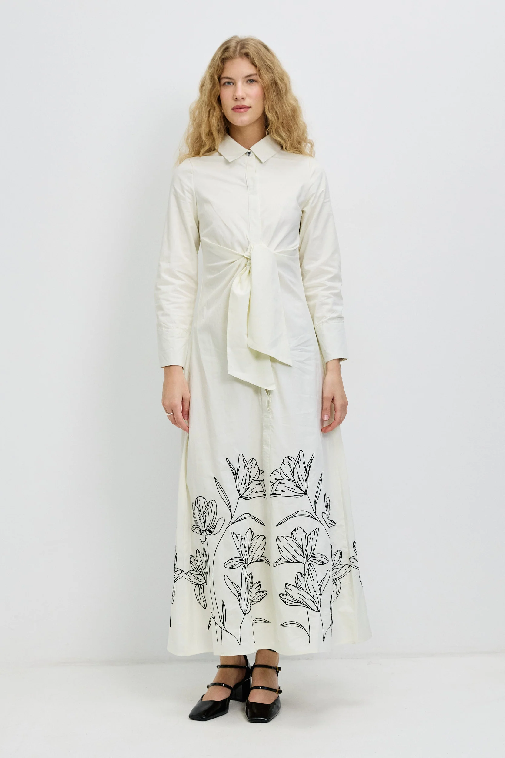 שמלת רקמה קשירה WHITE