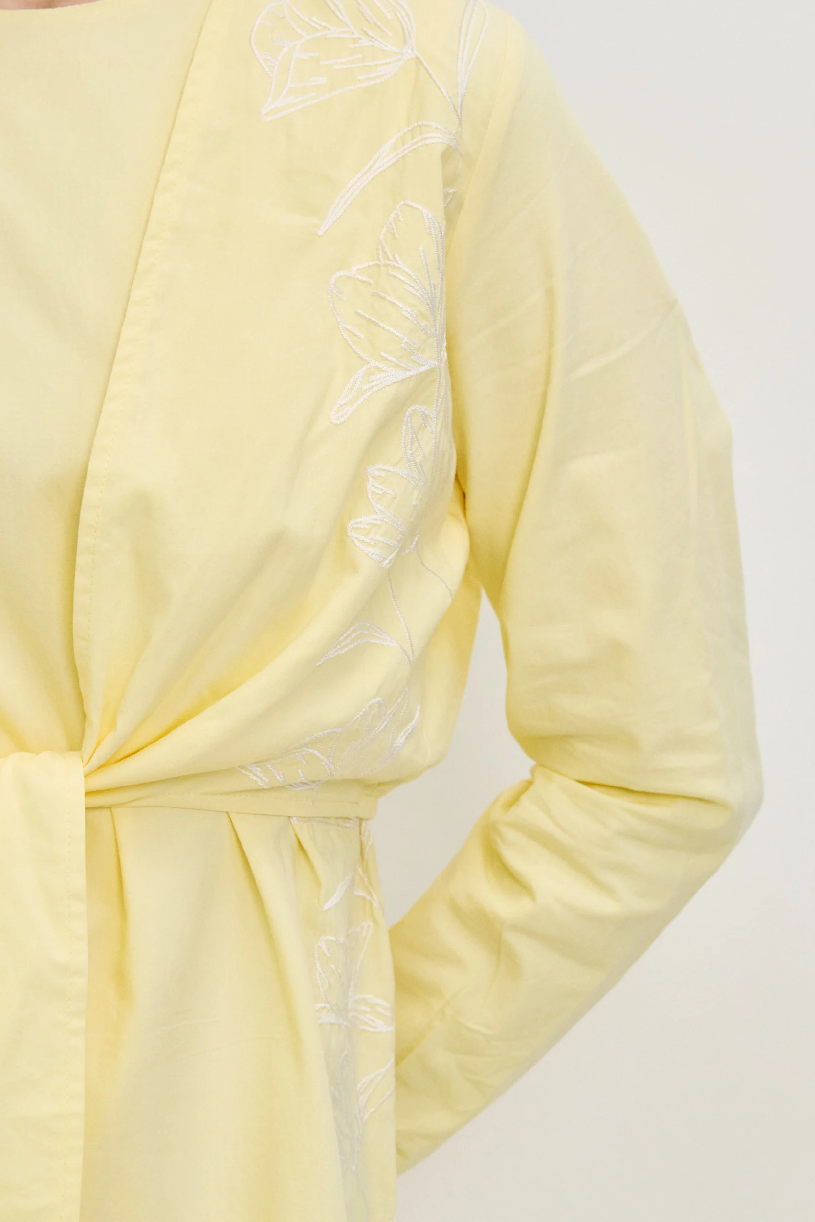 טופ קשירה רקום YELLOW - Image 3