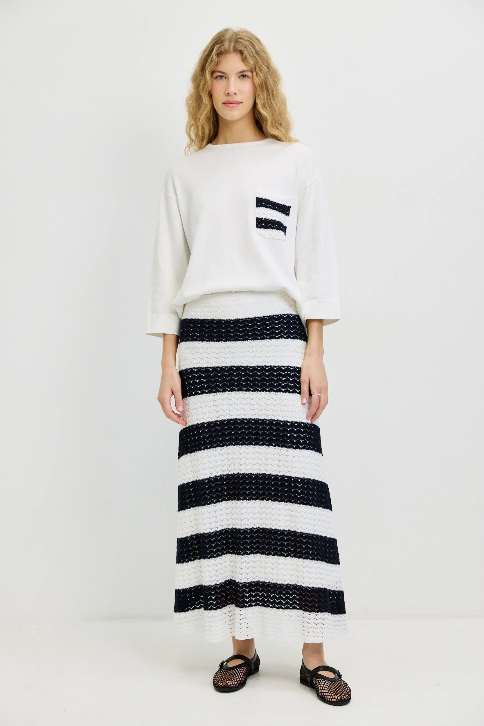 חצאית קרושה BLUE&WHITE