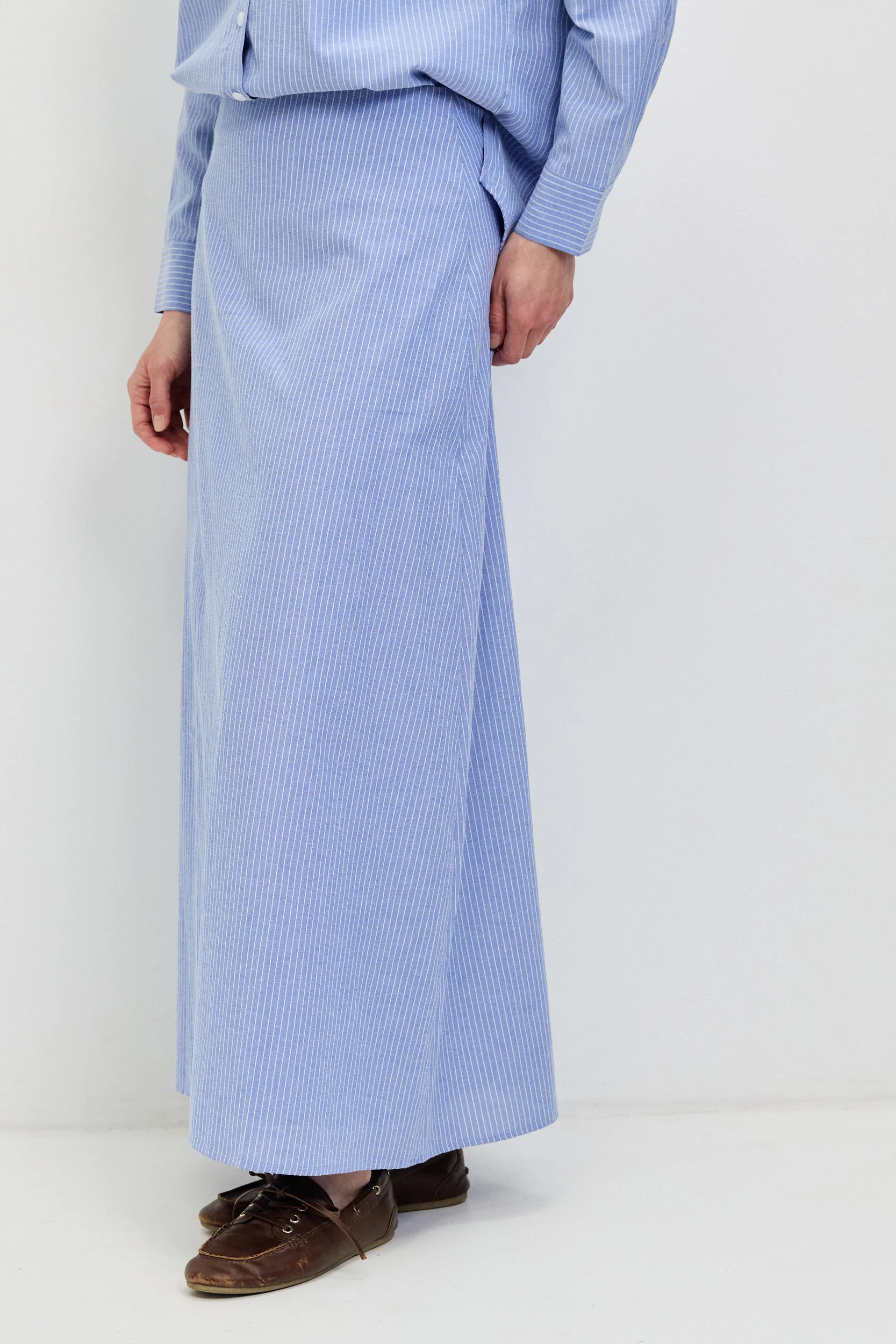 חצאית גזרת A פסים BLUE - Image 3